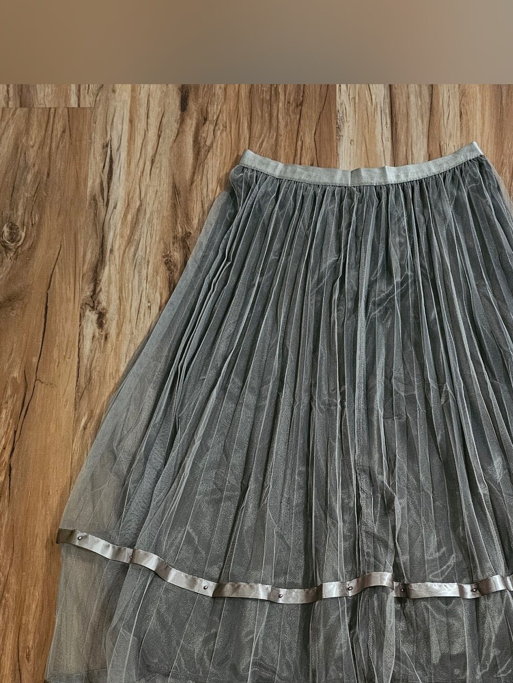 Women's Taupe Sheer Tulle Midi Skirt Size Medium - Picture 3 of 3